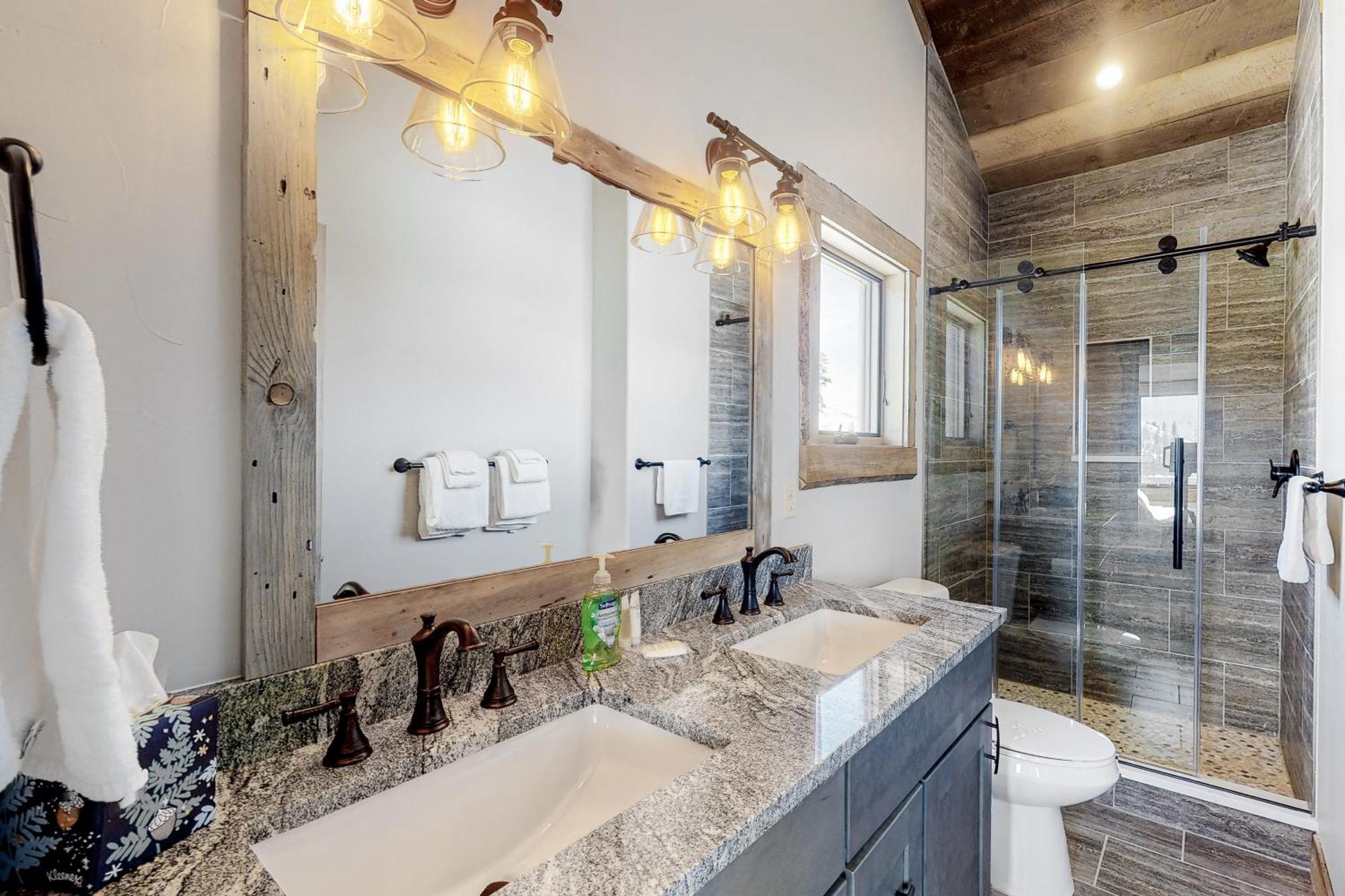 Cabin Getaway & Stonewood Lodge Grand Lake Pokoj fotografie